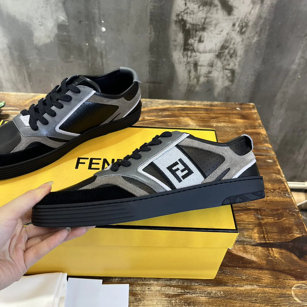 FENDI SNEAKER