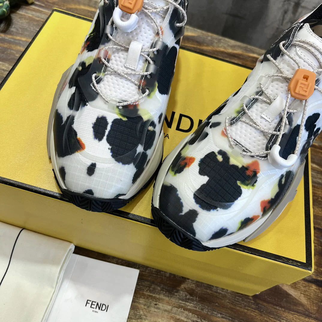 FENDI SNEAKER