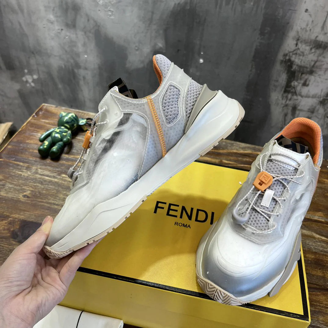 FENDI SNEAKER