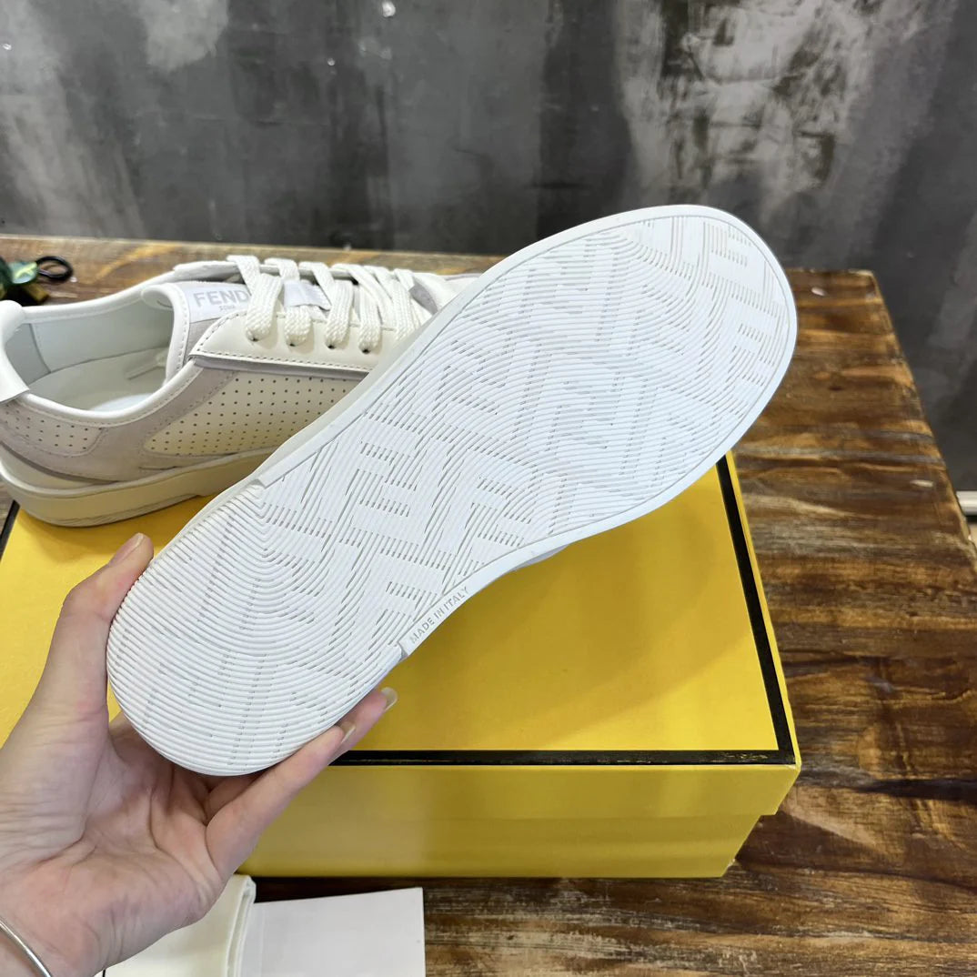 FENDI SNEAKER