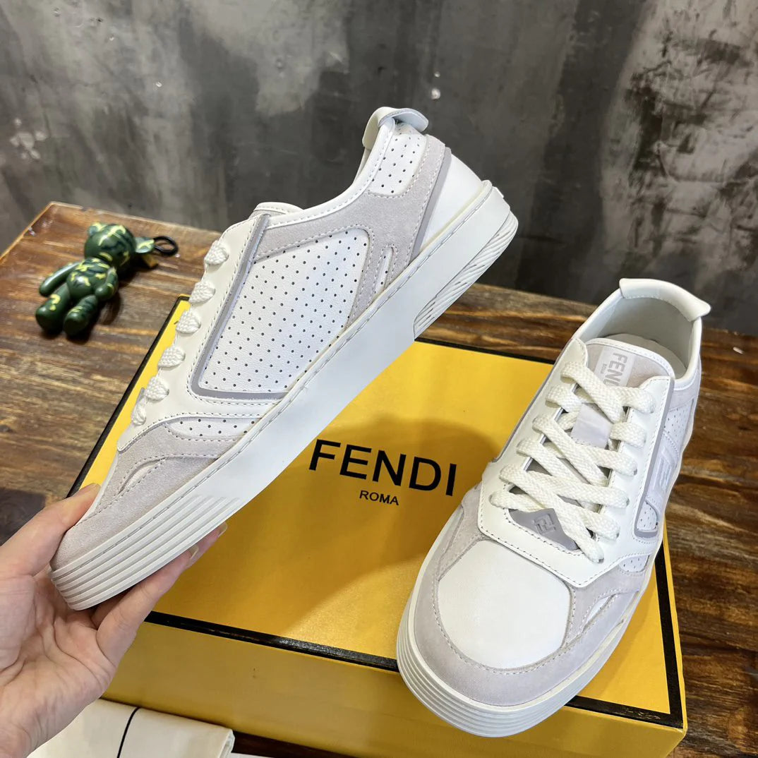 FENDI SNEAKER