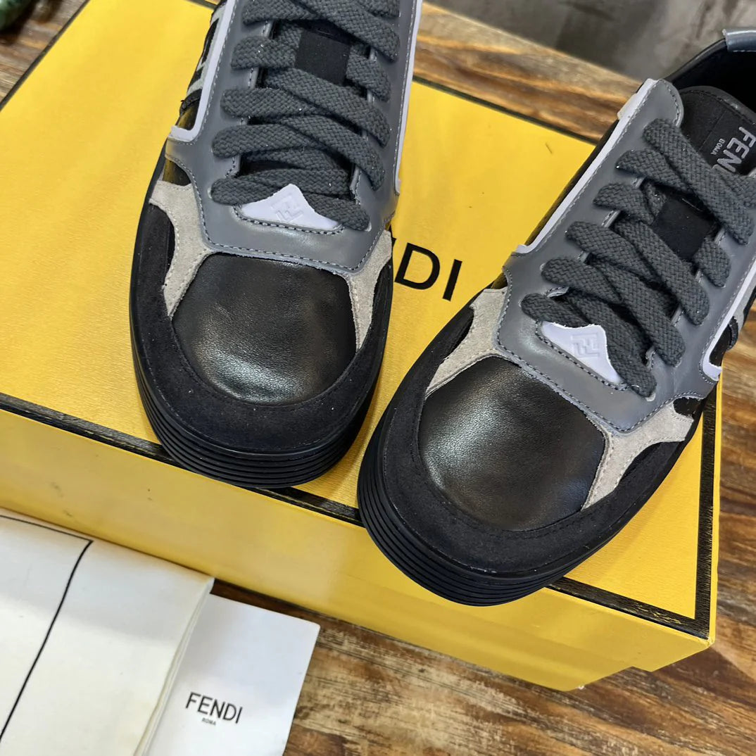 FENDI SNEAKER
