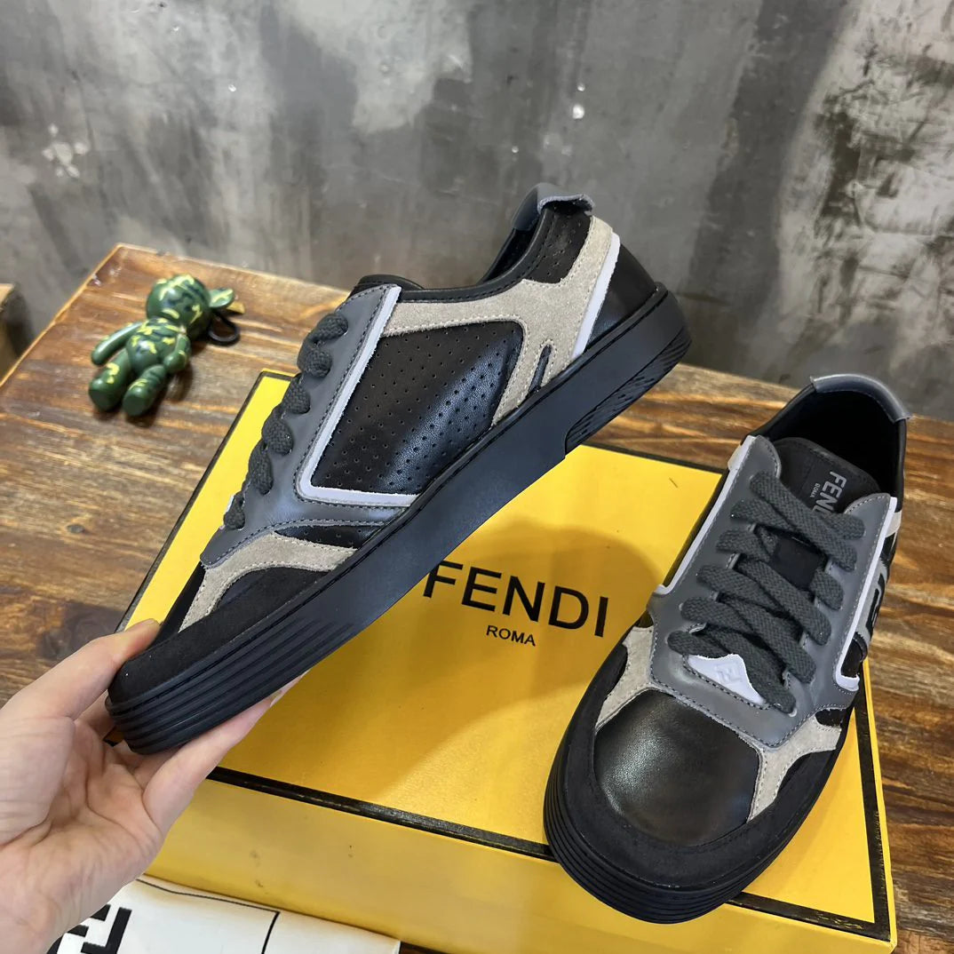 FENDI SNEAKER