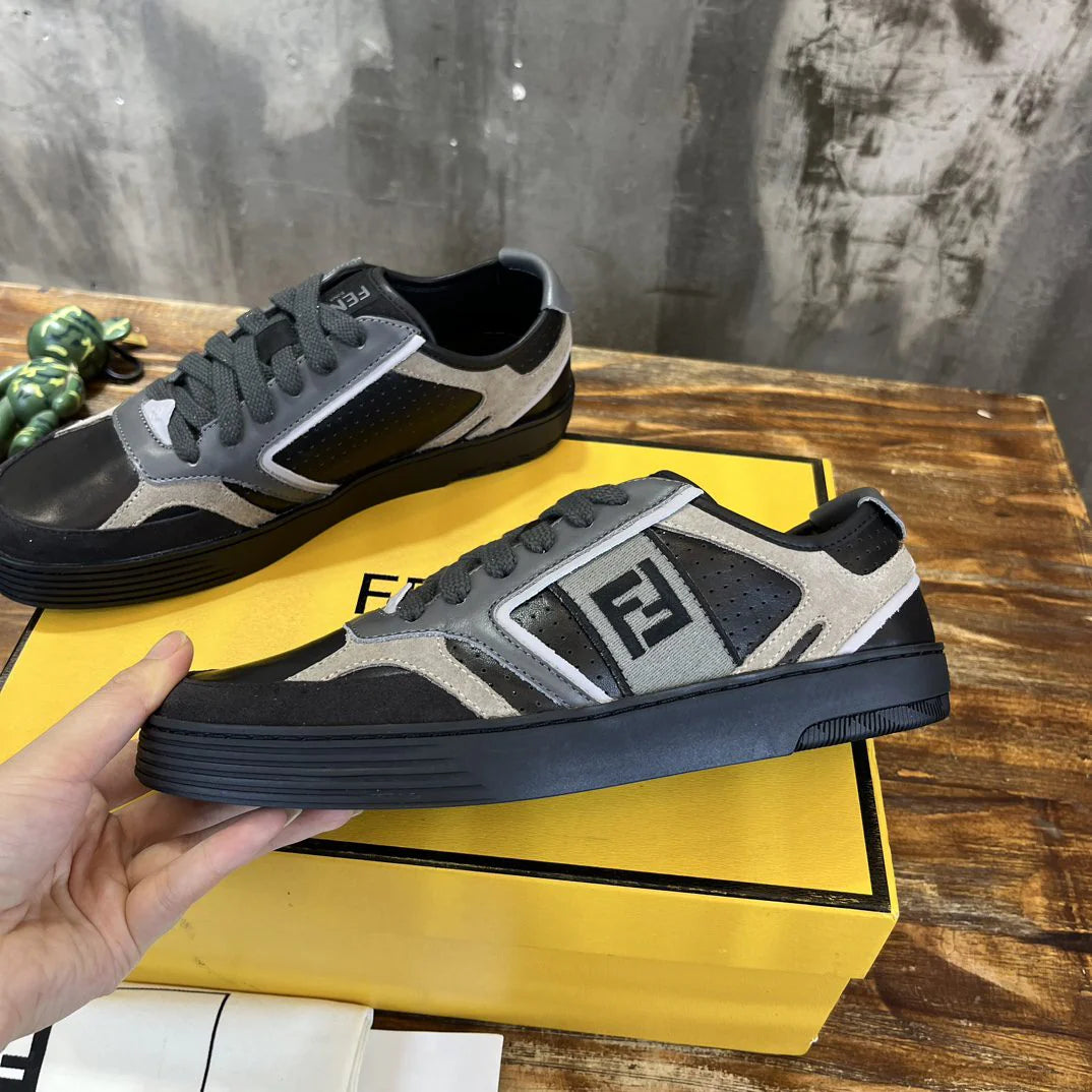 FENDI SNEAKER
