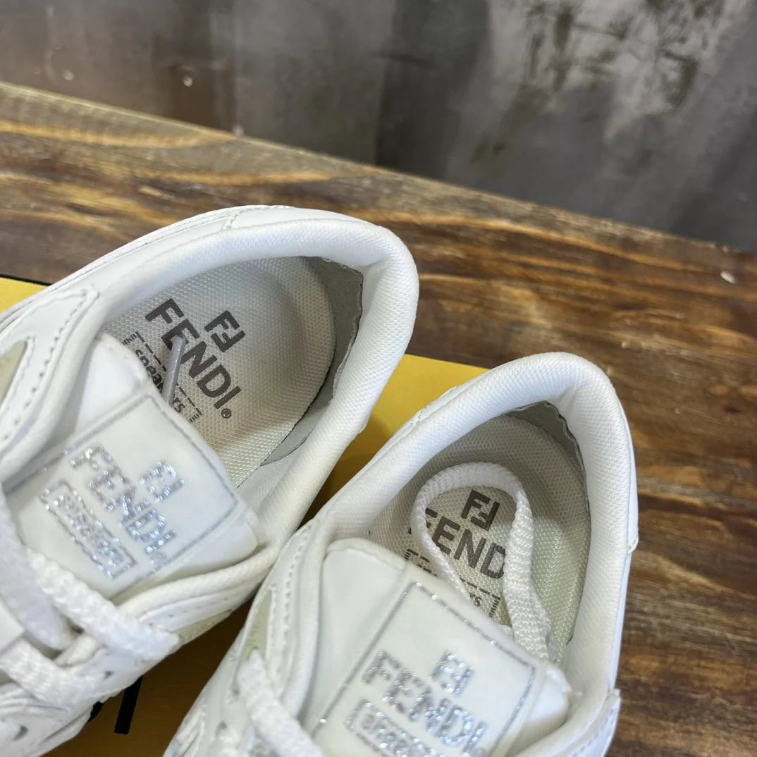 FENDI SNEAKER