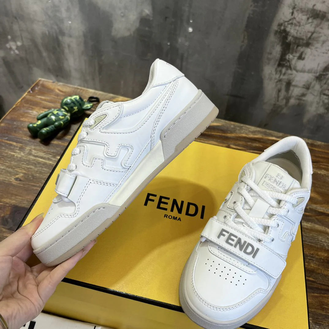 FENDI SNEAKER