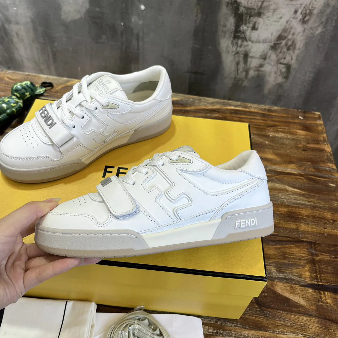 FENDI SNEAKER