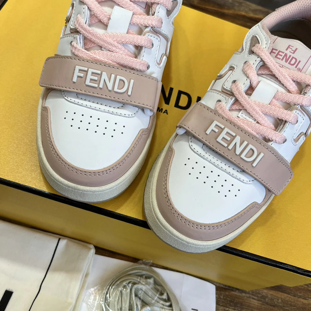FENDI SNEAKER