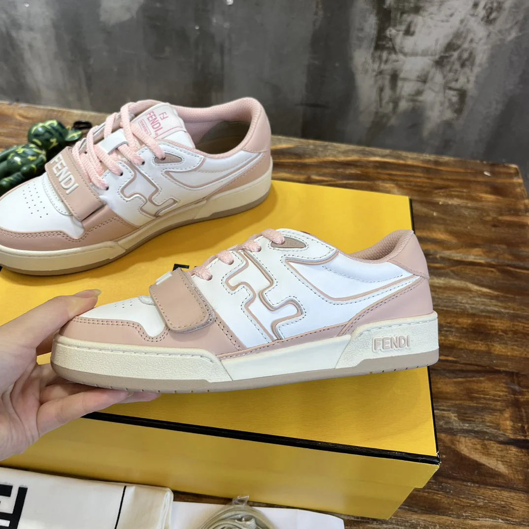 FENDI SNEAKER