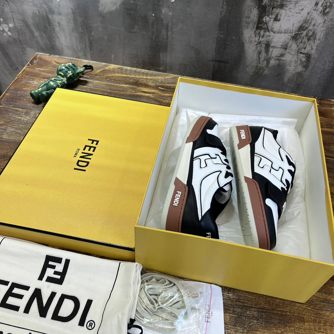 FENDI SNEAKER