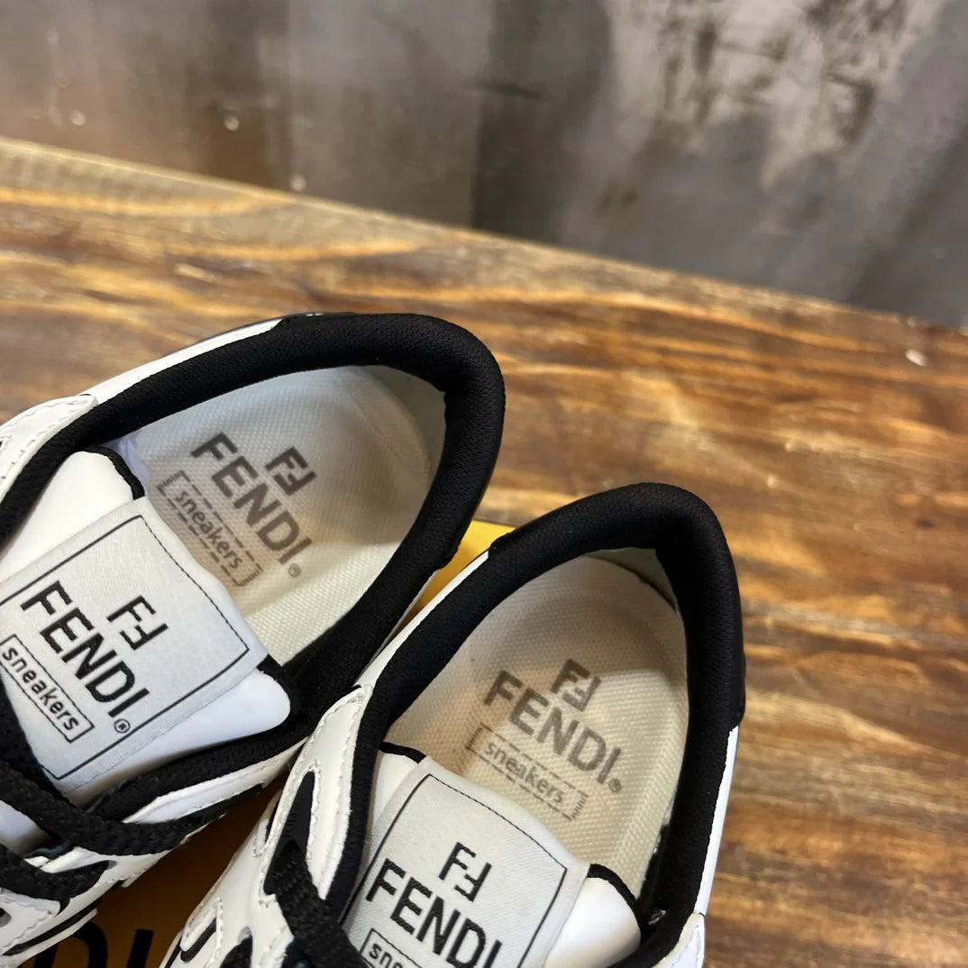 FENDI SNEAKER
