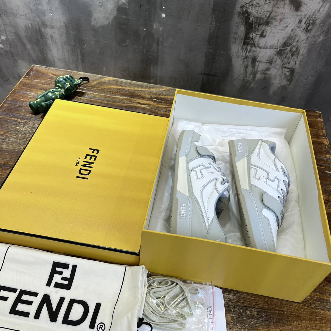 FENDI SNEAKER