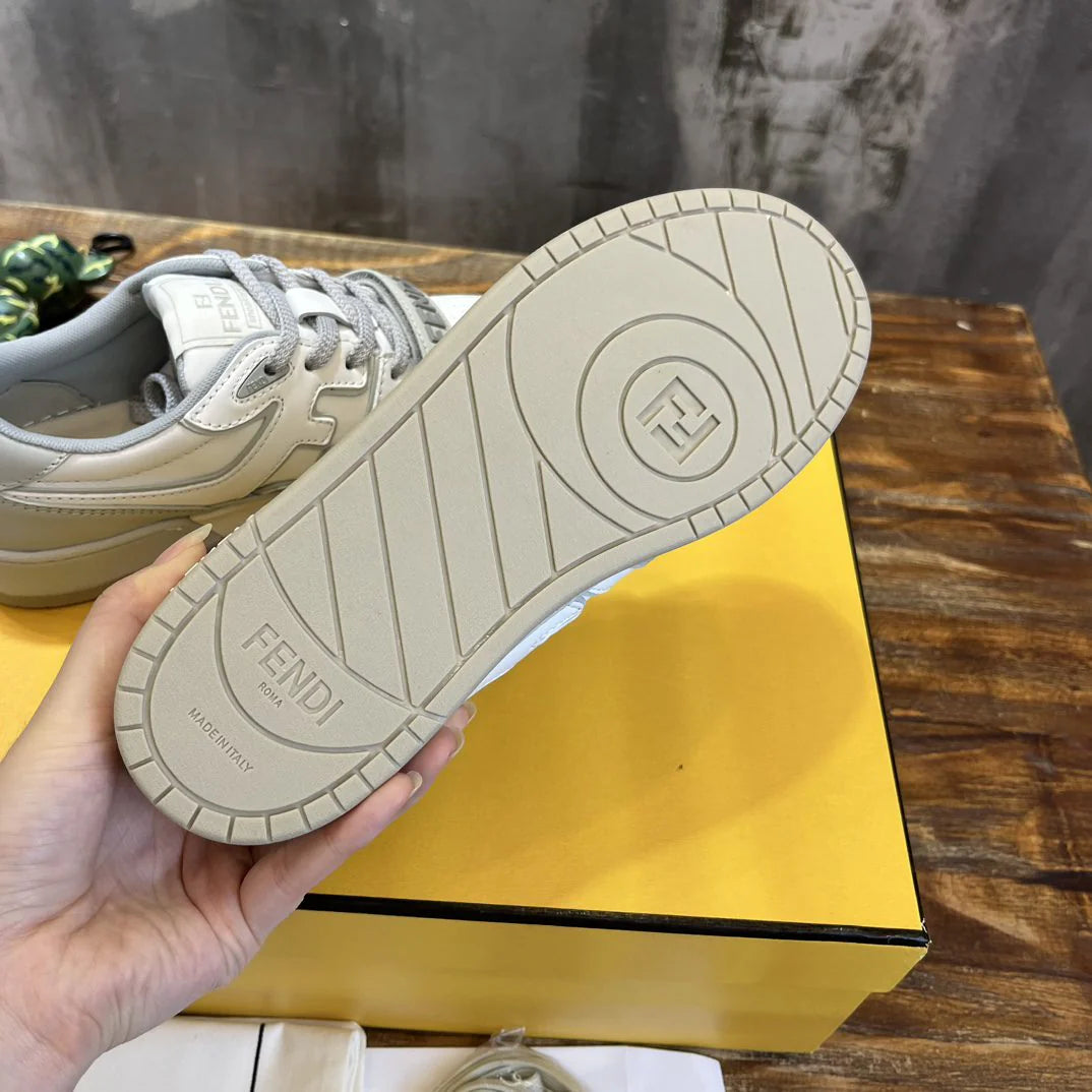 FENDI SNEAKER