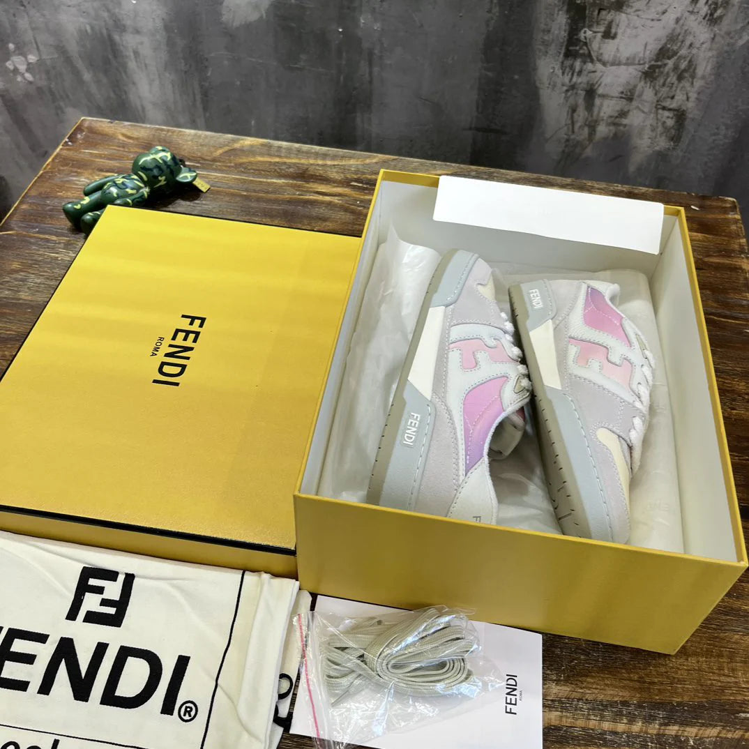 FENDI SNEAKER