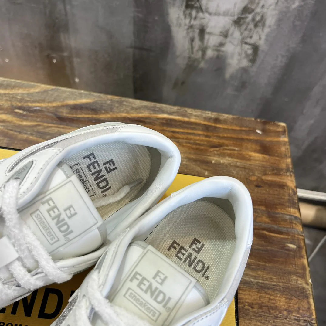 FENDI SNEAKER