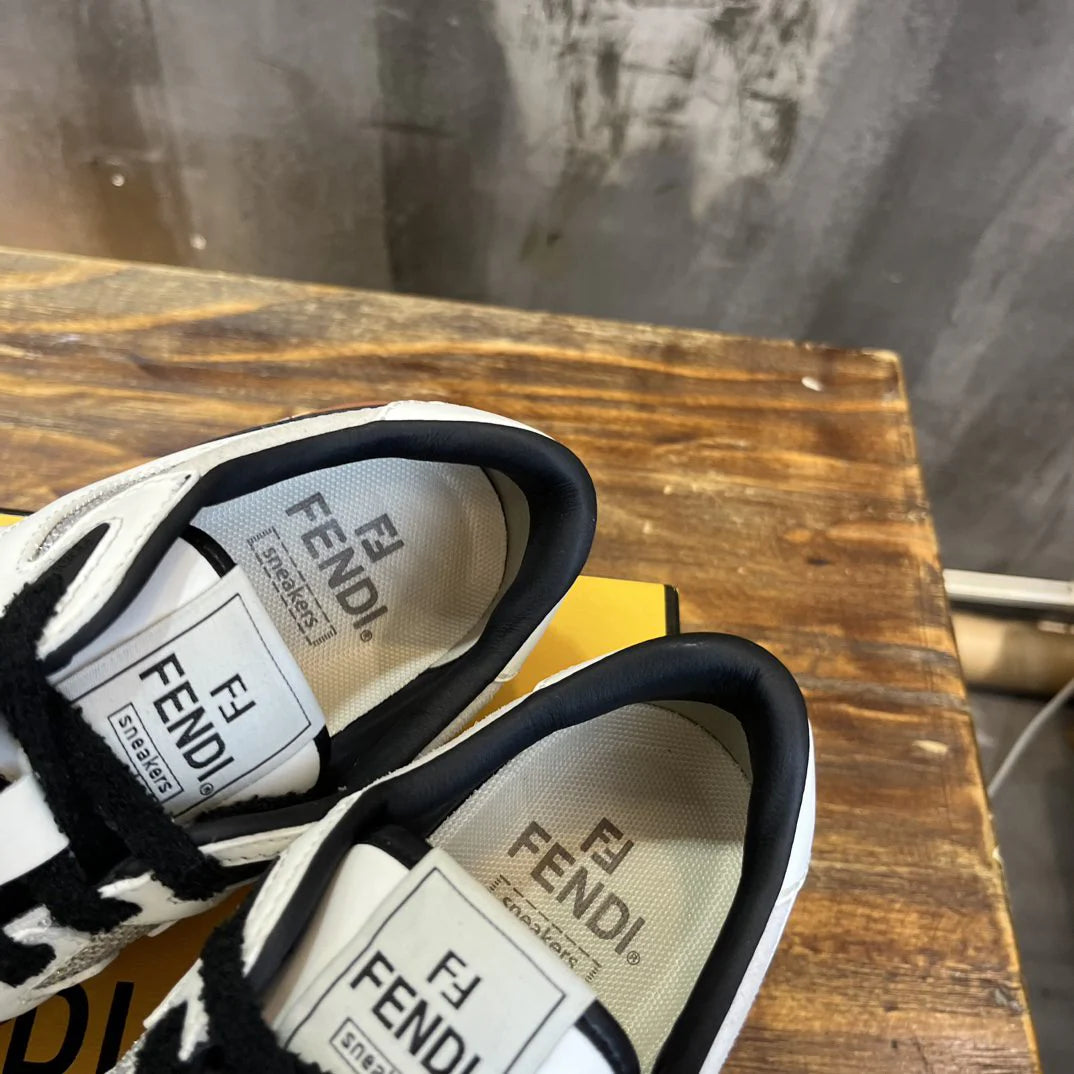 FENDI SNEAKER