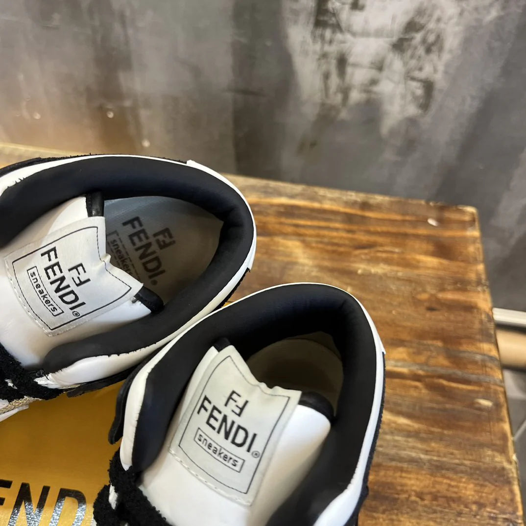 FENDI SNEAKER