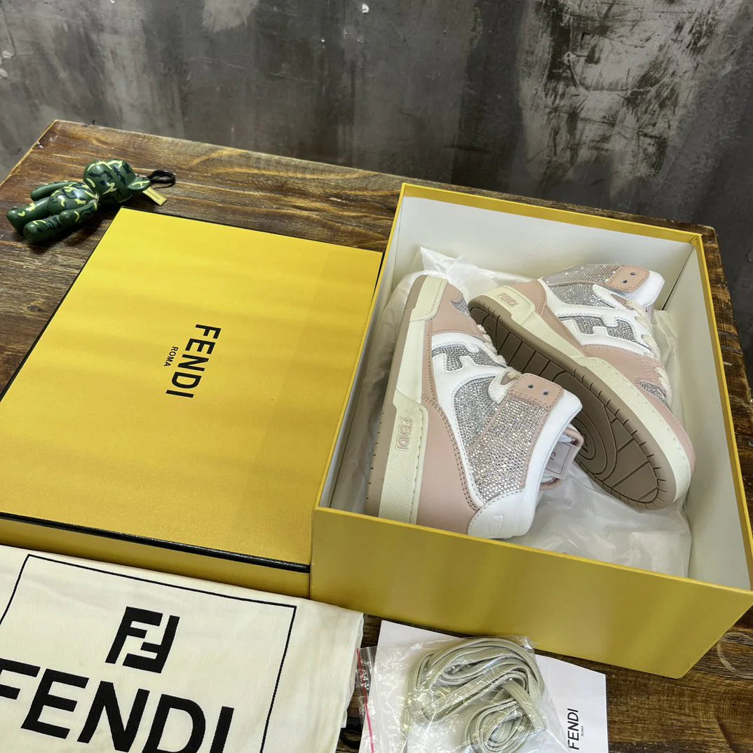 FENDI SNEAKER