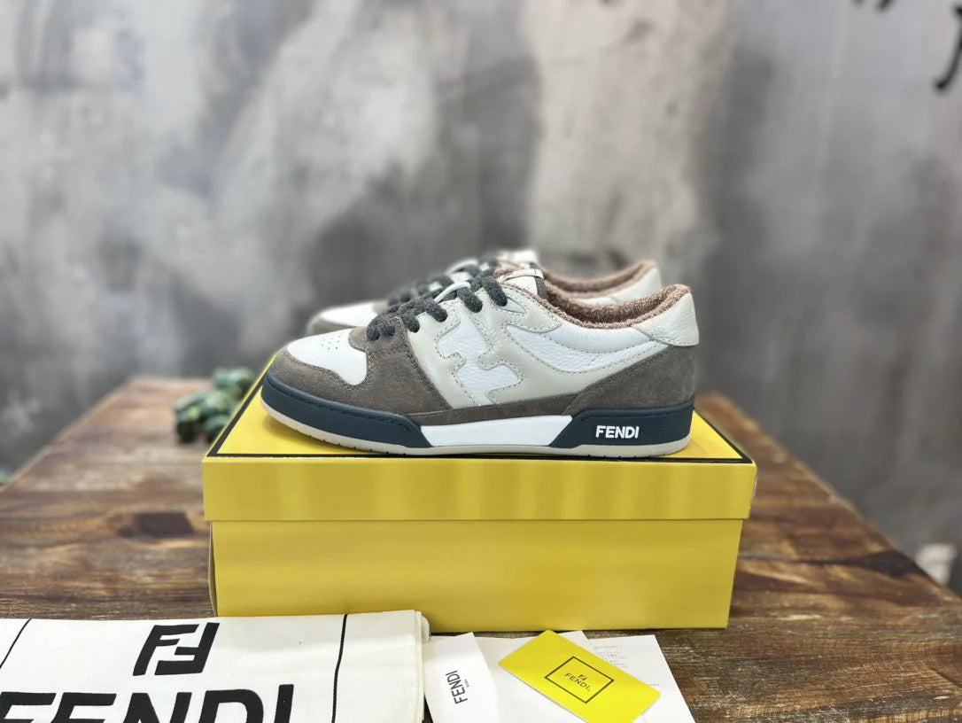 FENDI SNEAKER