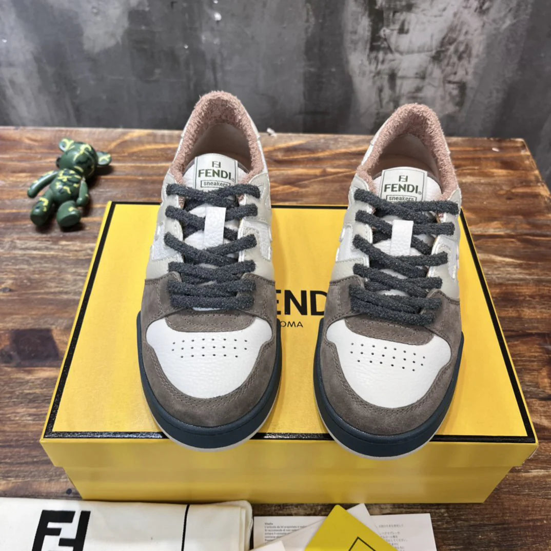 FENDI SNEAKER
