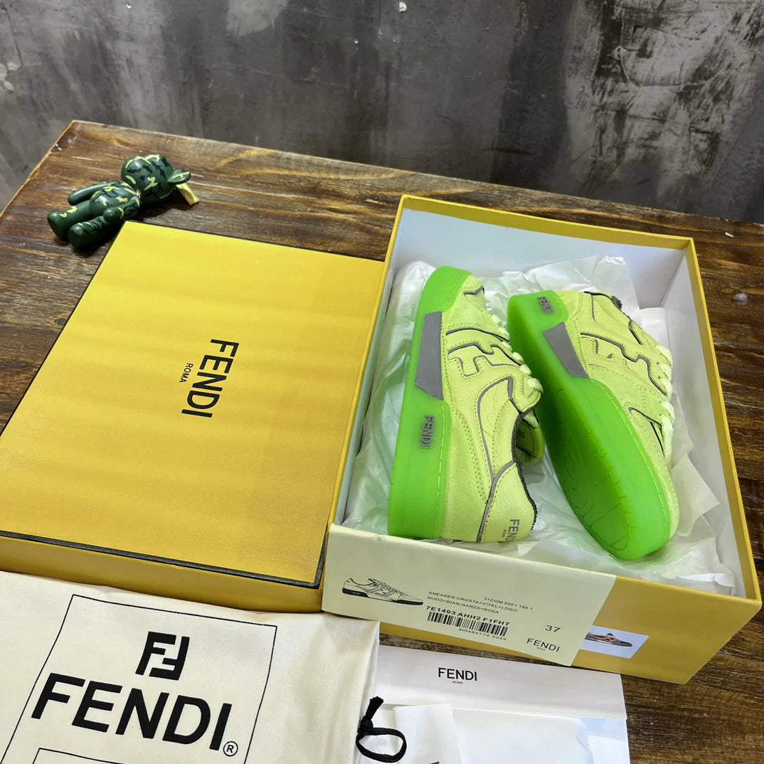 FENDI SNEAKER