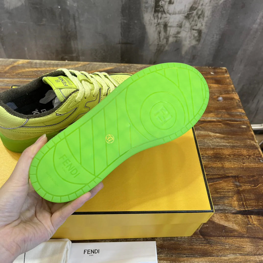 FENDI SNEAKER