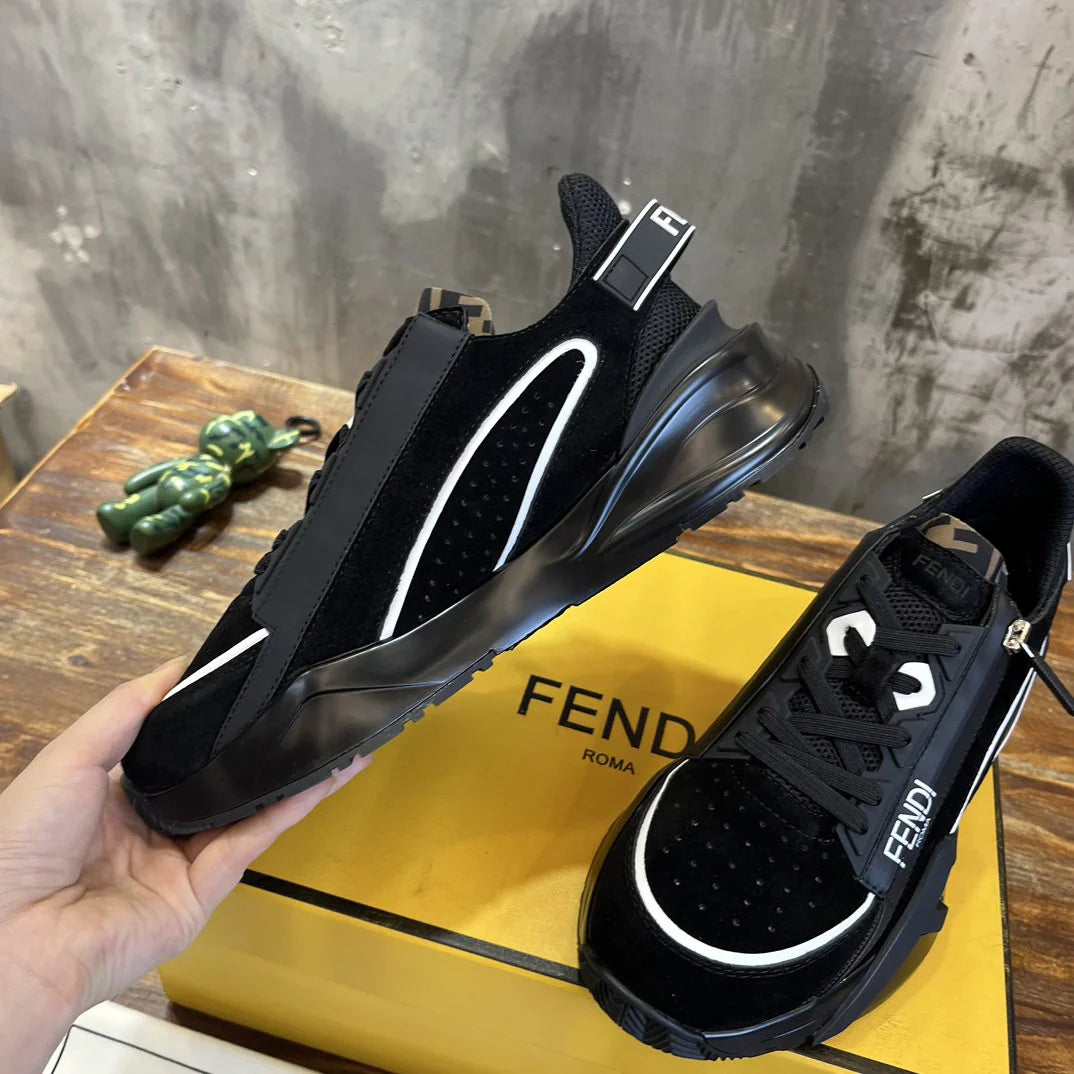 FENDI SNEAKER