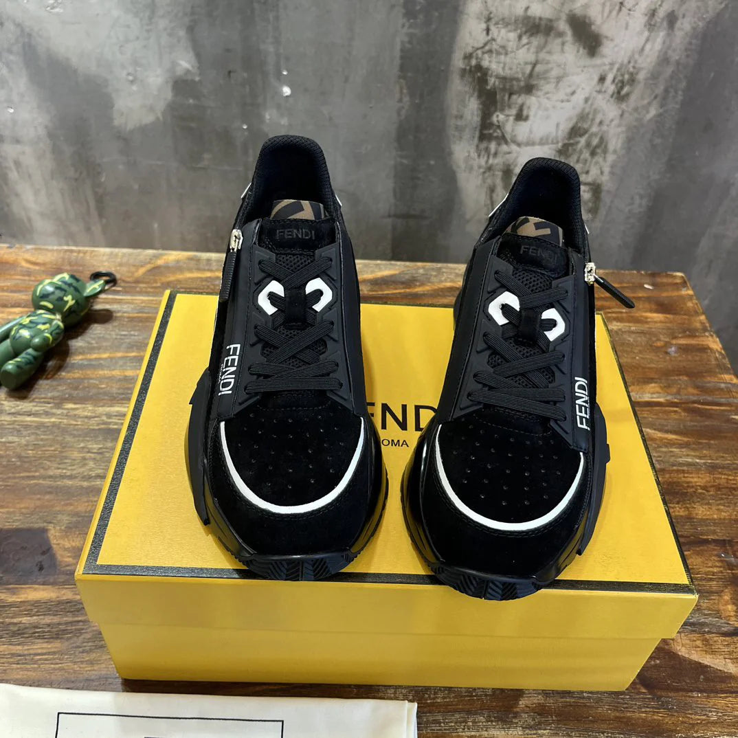 FENDI SNEAKER