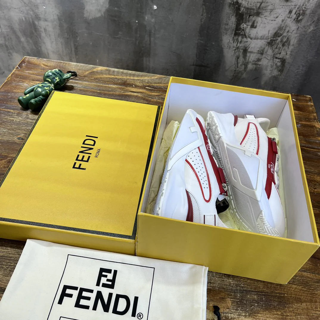 FENDI SNEAKER