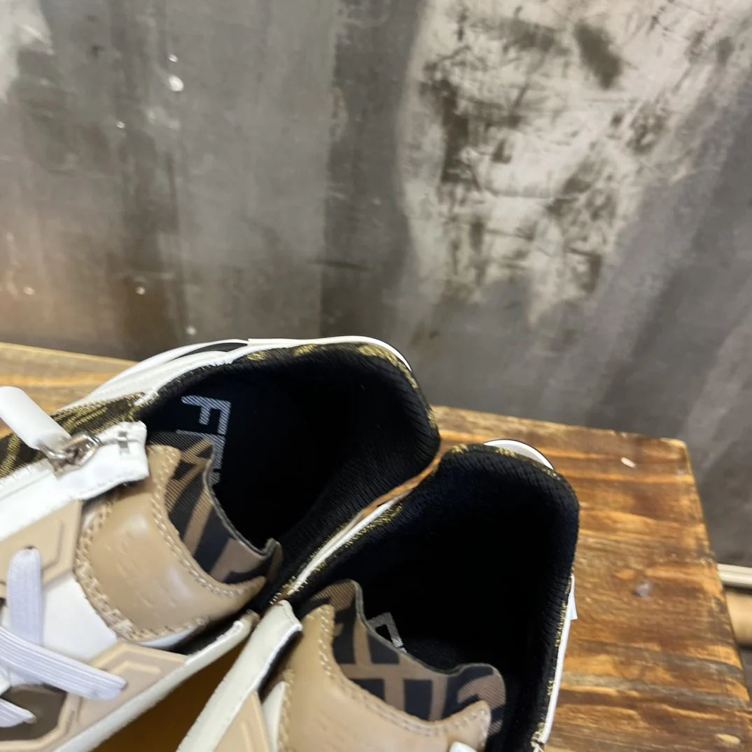 FENDI SNEAKER