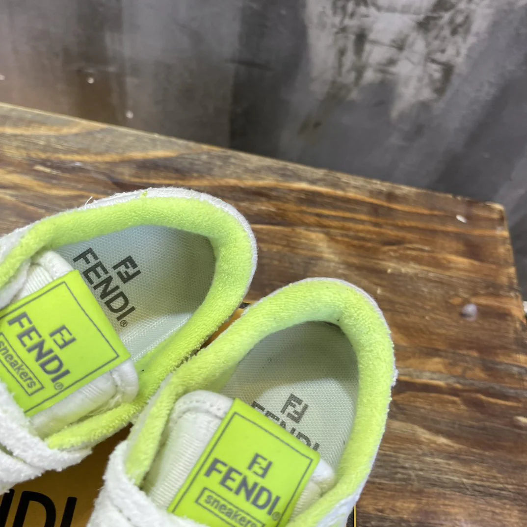 FENDI SNEAKER