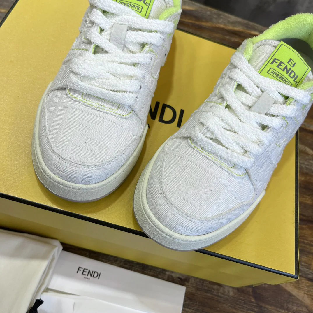 FENDI SNEAKER