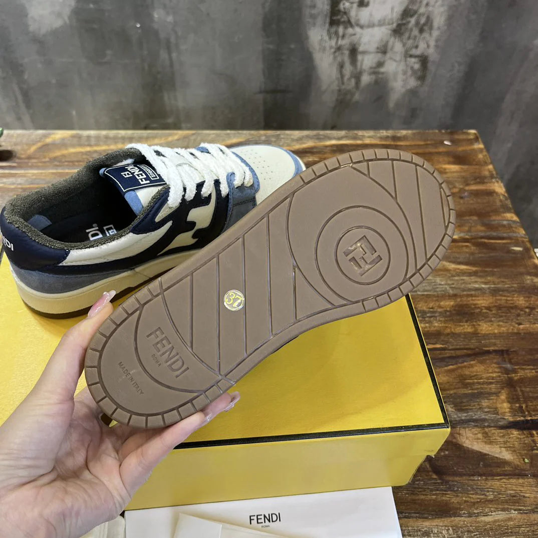 FENDI SNEAKER