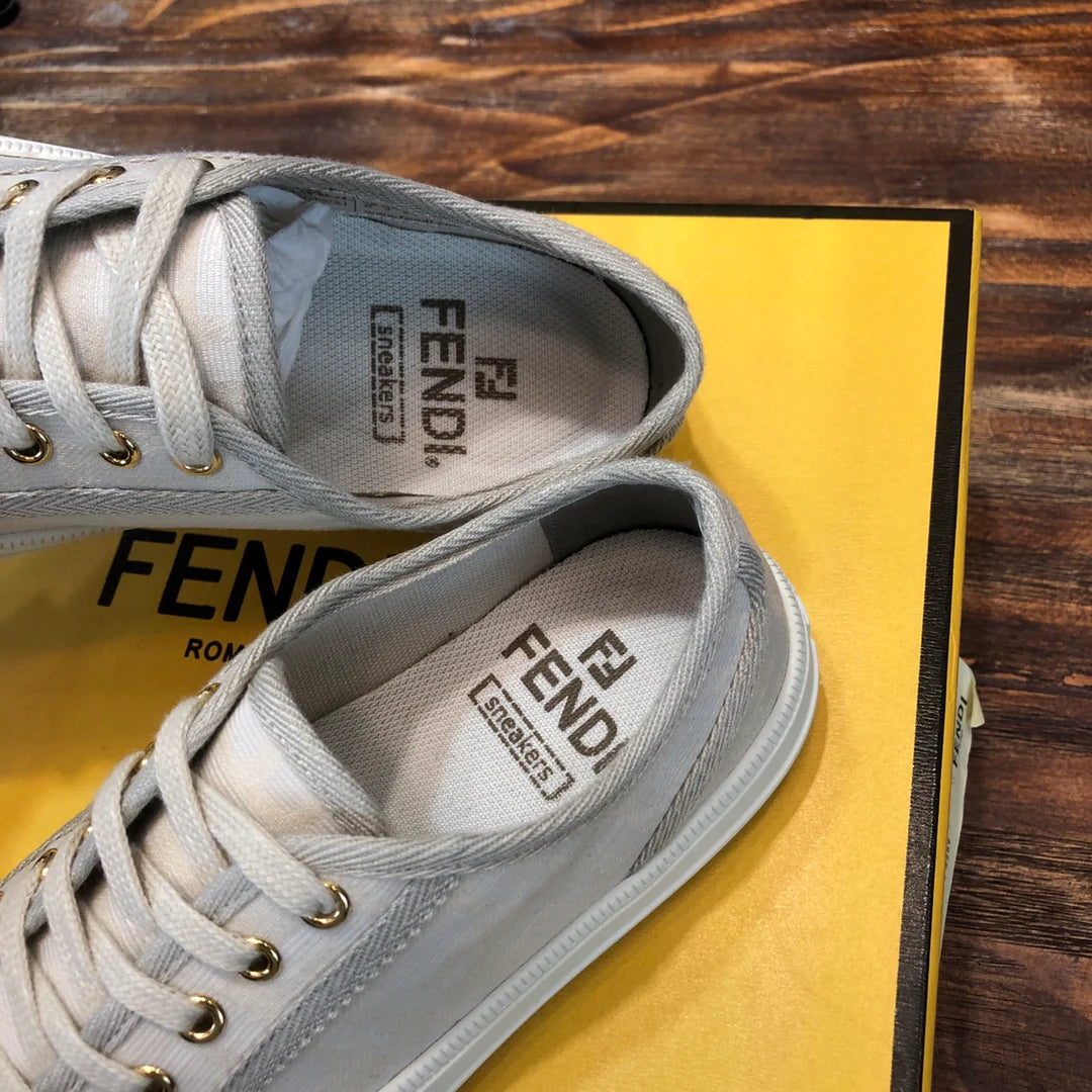 FENDI SNEAKER