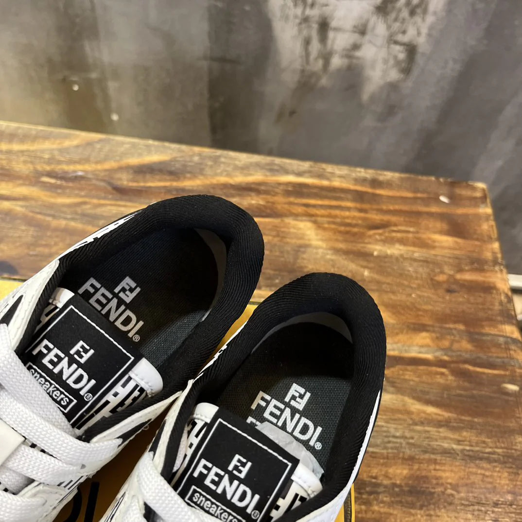 FENDI SNEAKER
