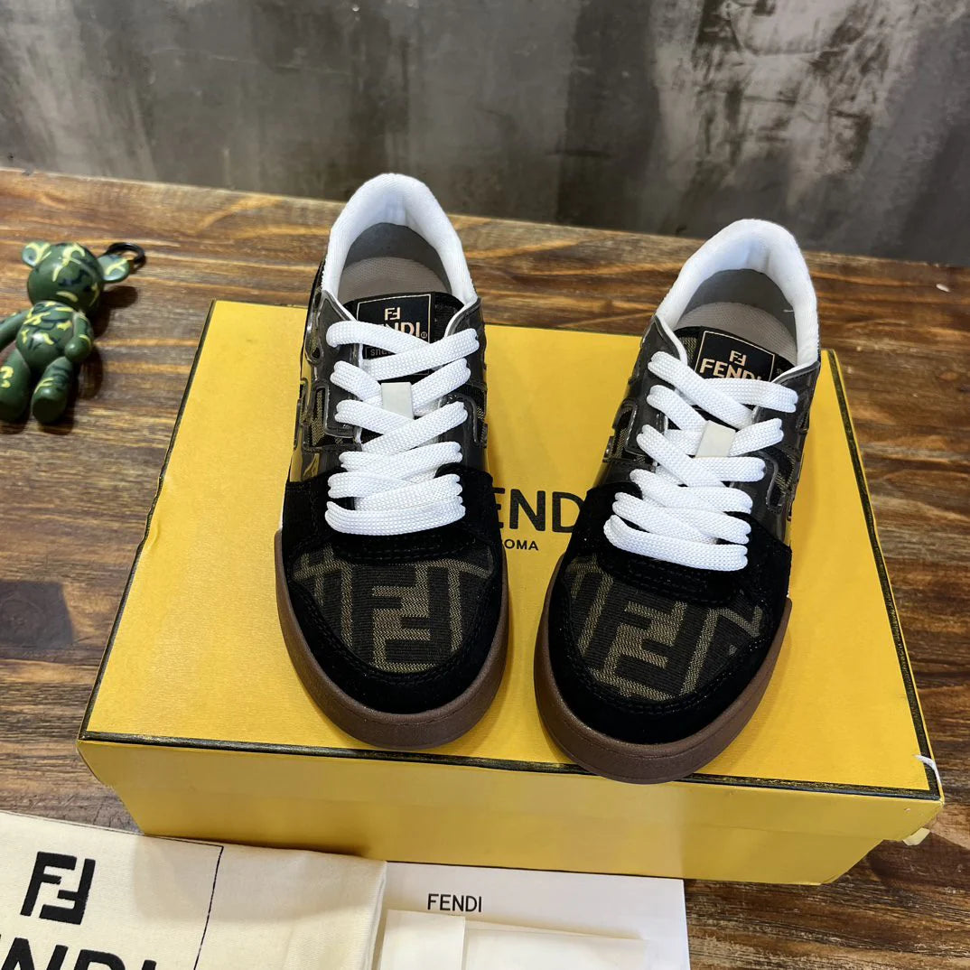 FENDI SNEAKER