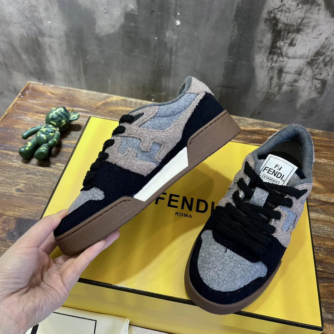 FENDI SNEAKER