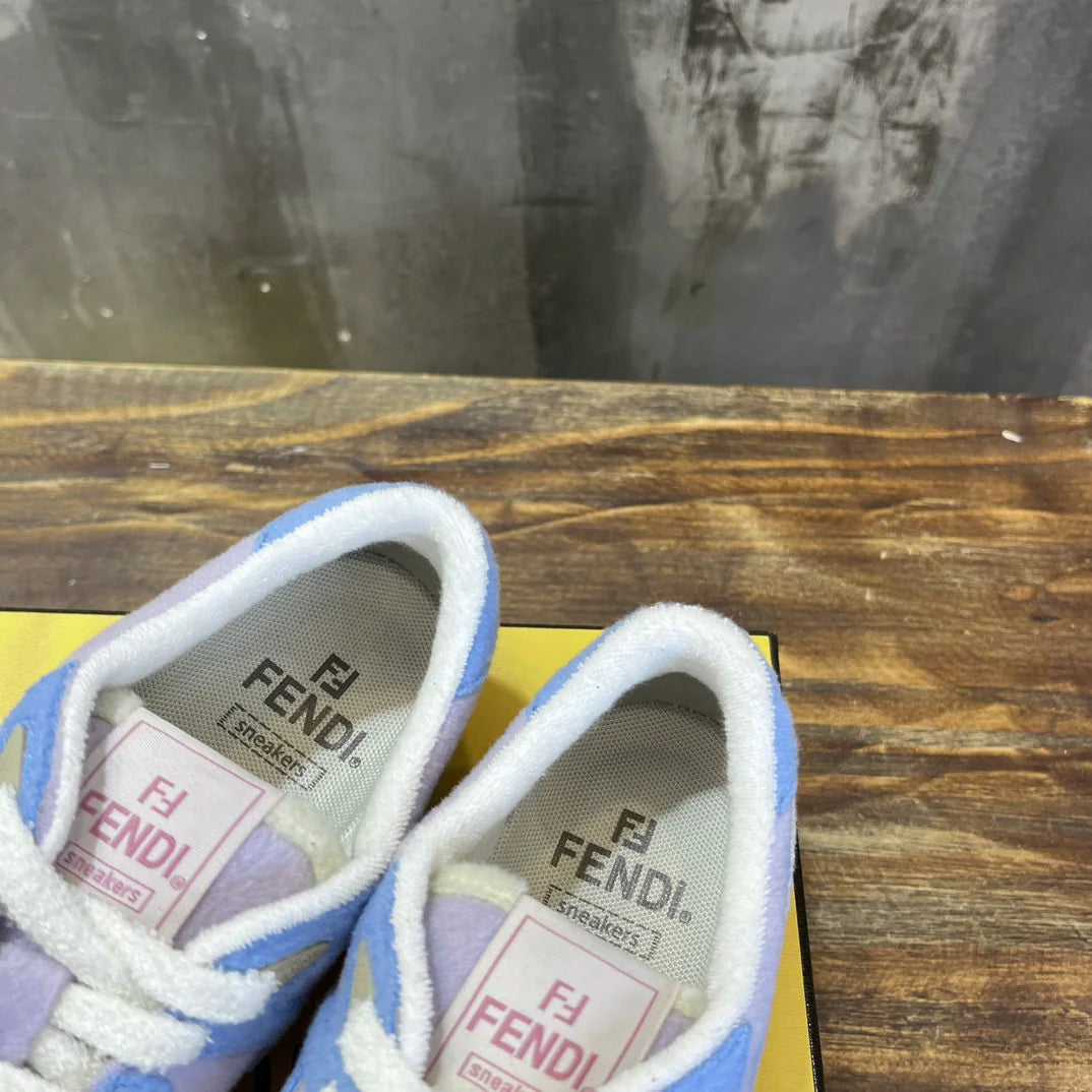 FENDI SNEAKER