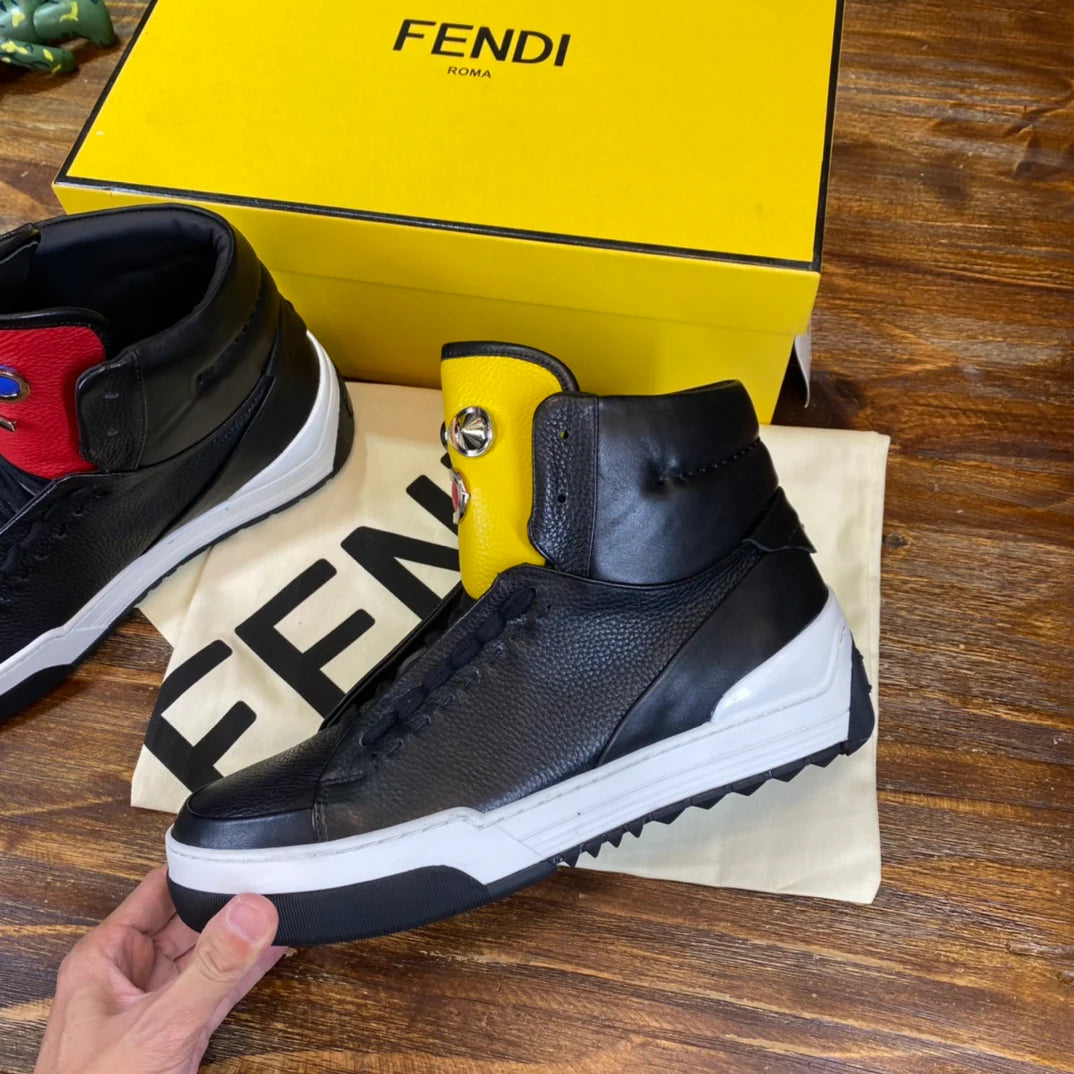 FENDI SNEAKER