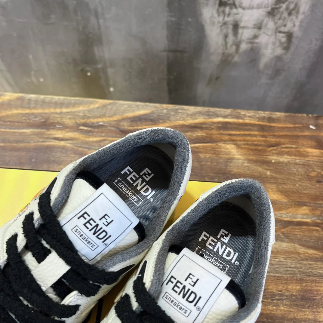 FENDI SNEAKER