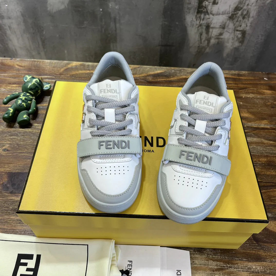 FENDI SNEAKER