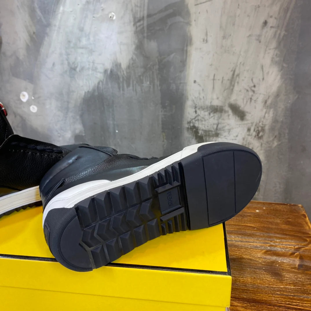 FENDI SNEAKER