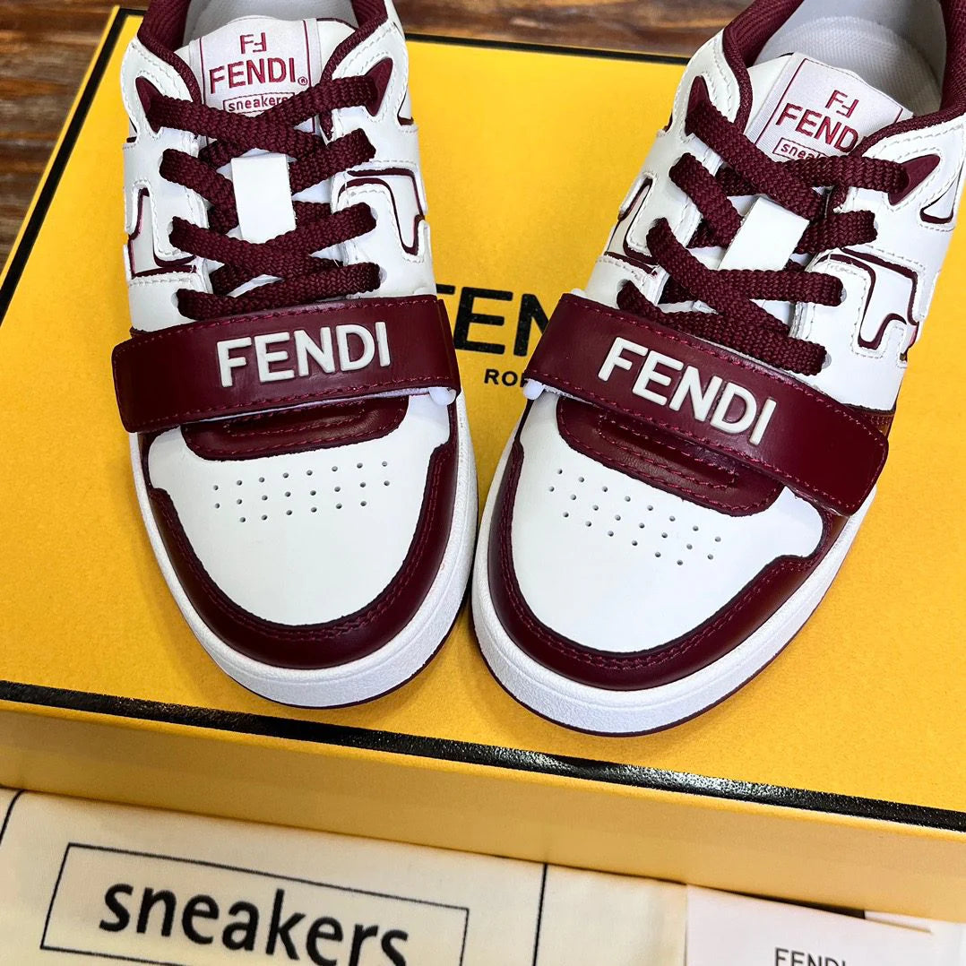 FENDI SNEAKER