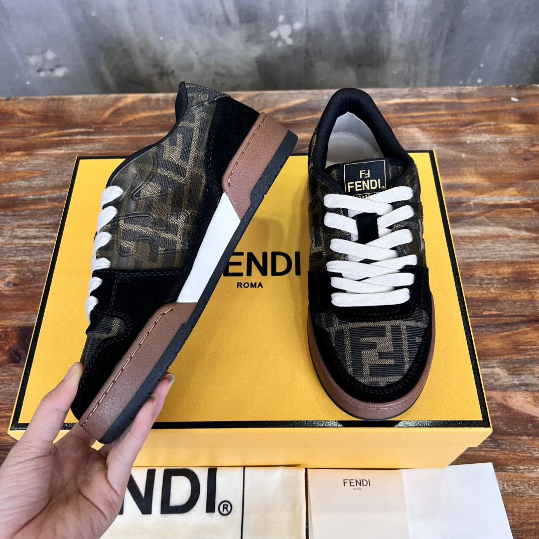 FENDI SNEAKER