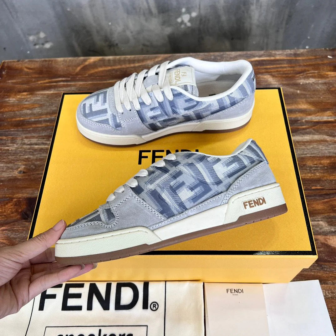 FENDI SNEAKER