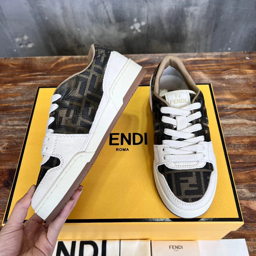 FENDI SNEAKER