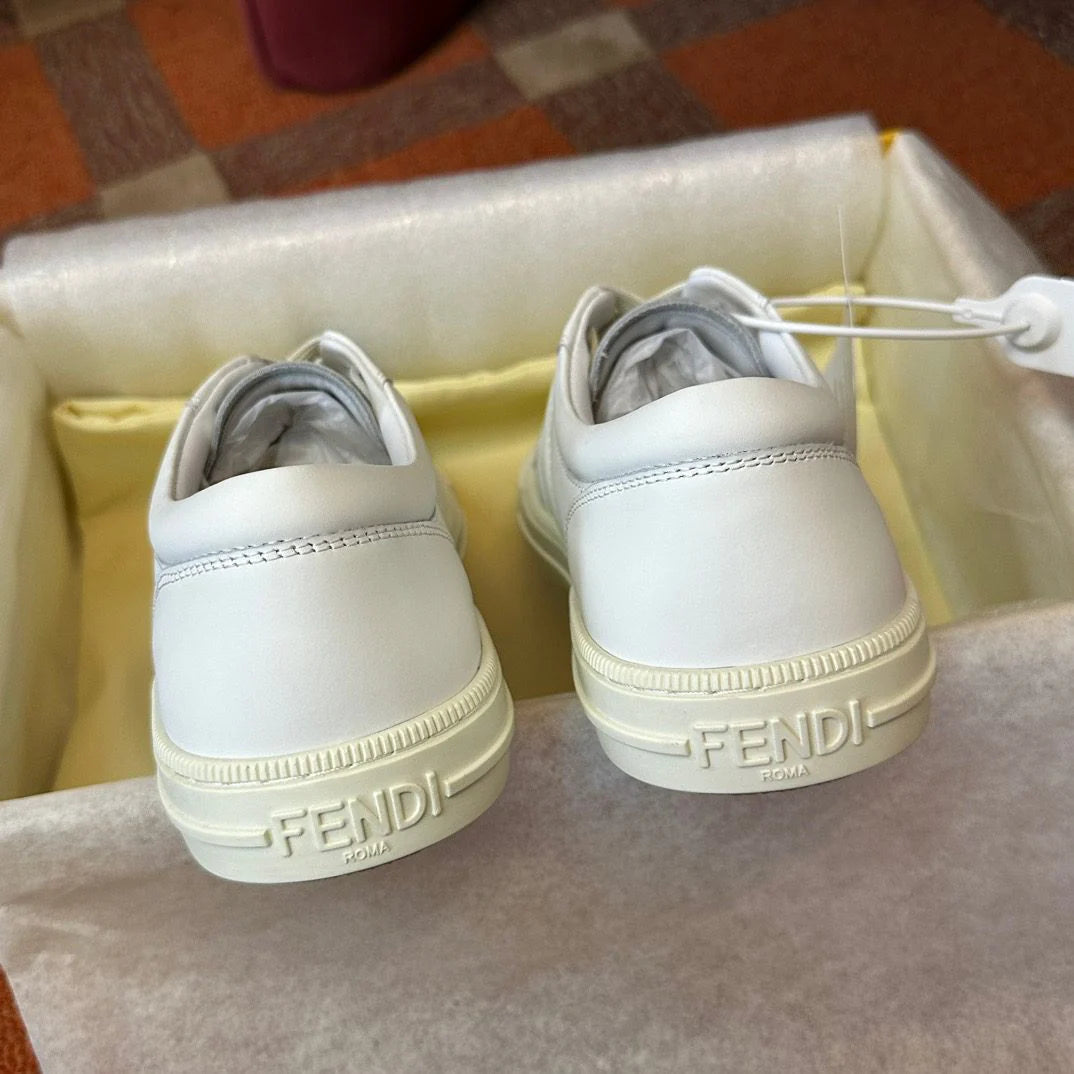 FENDI SNEAKER
