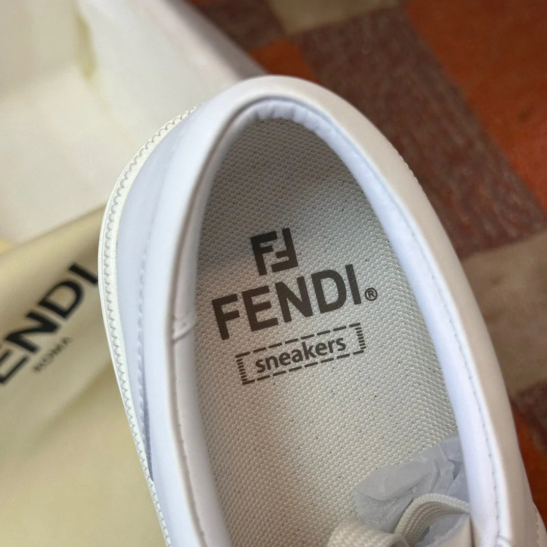 FENDI SNEAKER