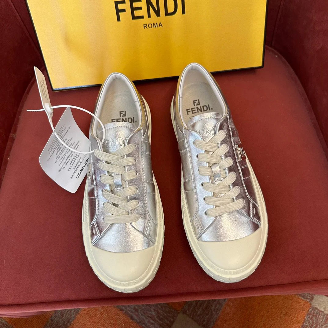 FENDI SNEAKER