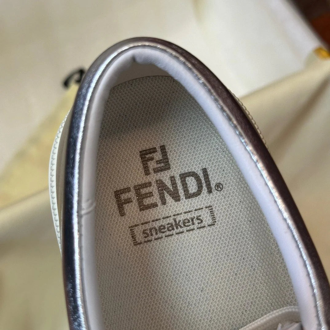FENDI SNEAKER